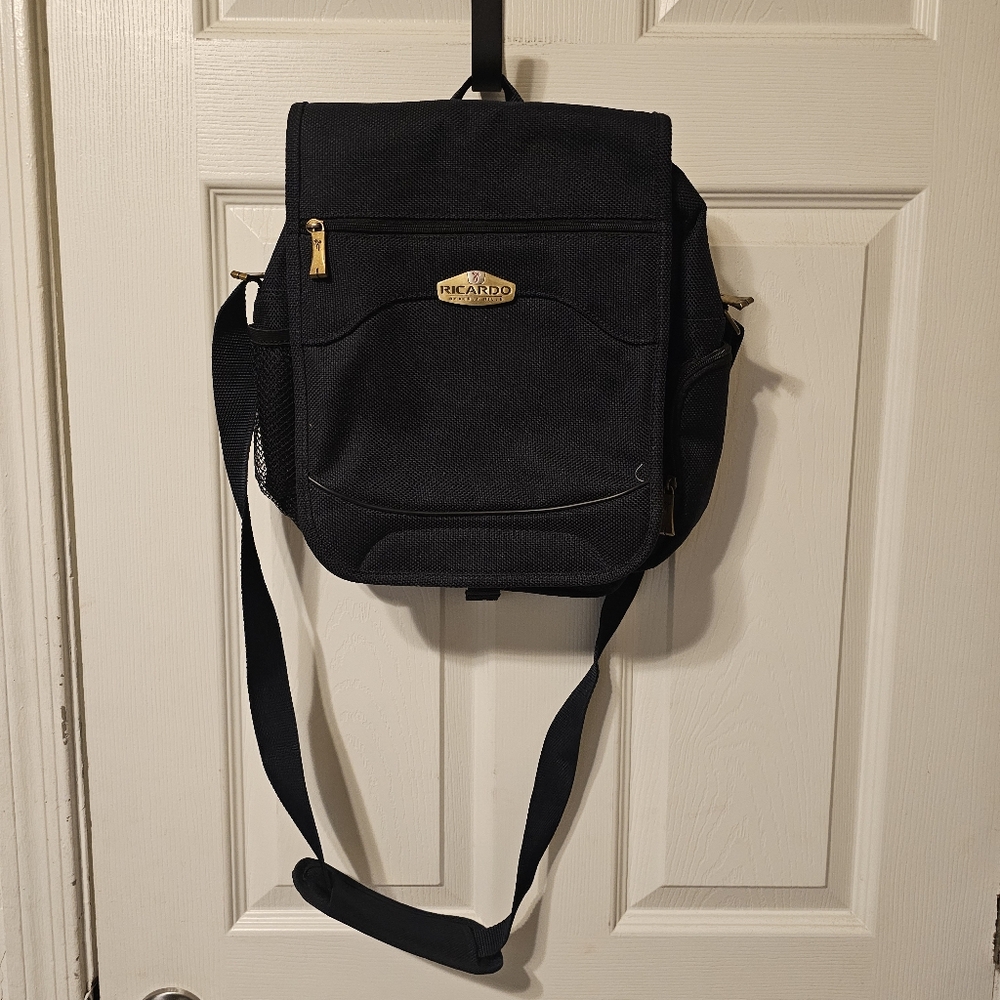 RICARDO BEVERLY HILLS Messenger Bag Travel Nylon Crossbody Square